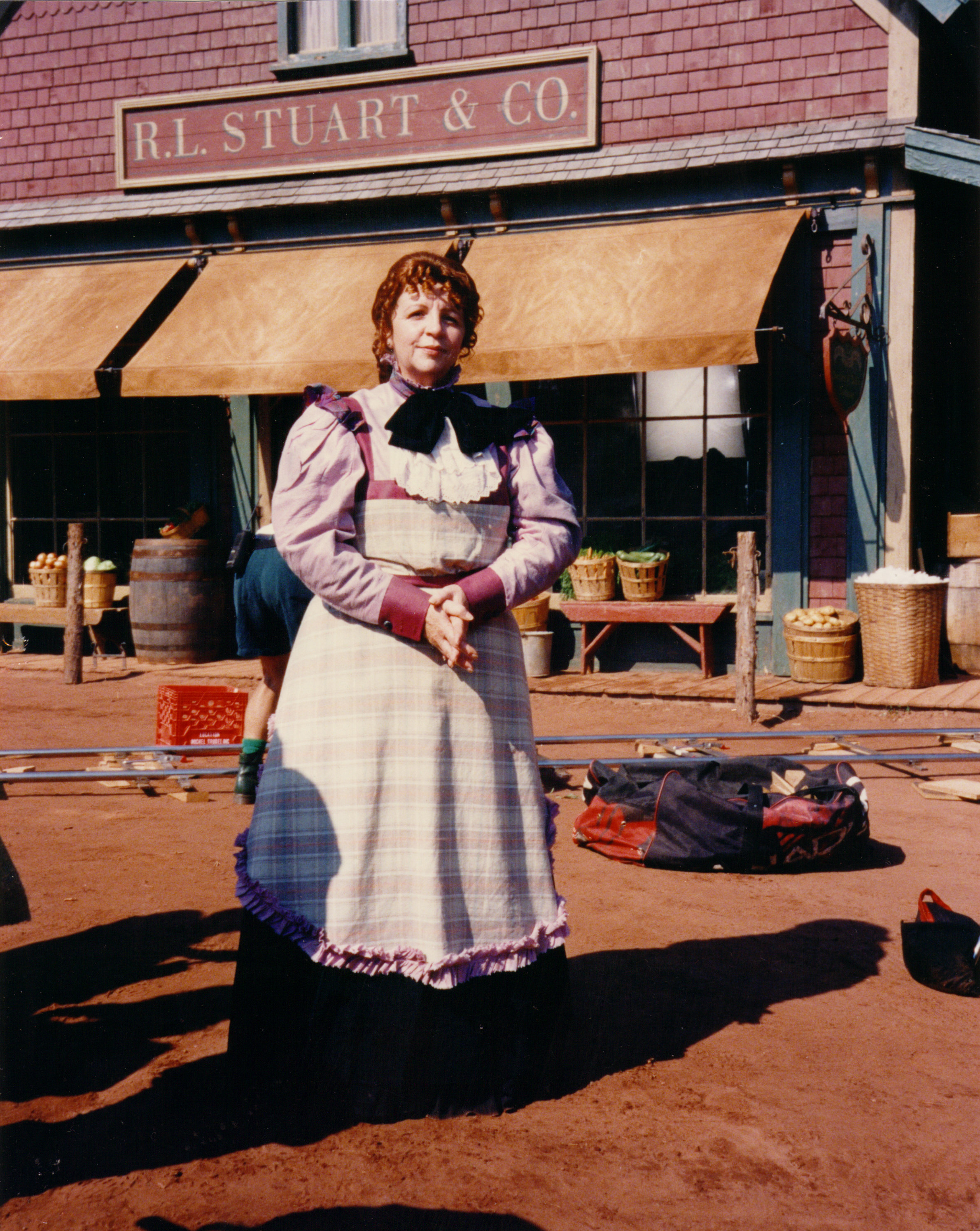Aunt Violet — Emily of New Moon